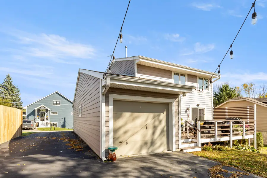 5614 E Peninsula Dr, Waterford, WI 53185 - #3