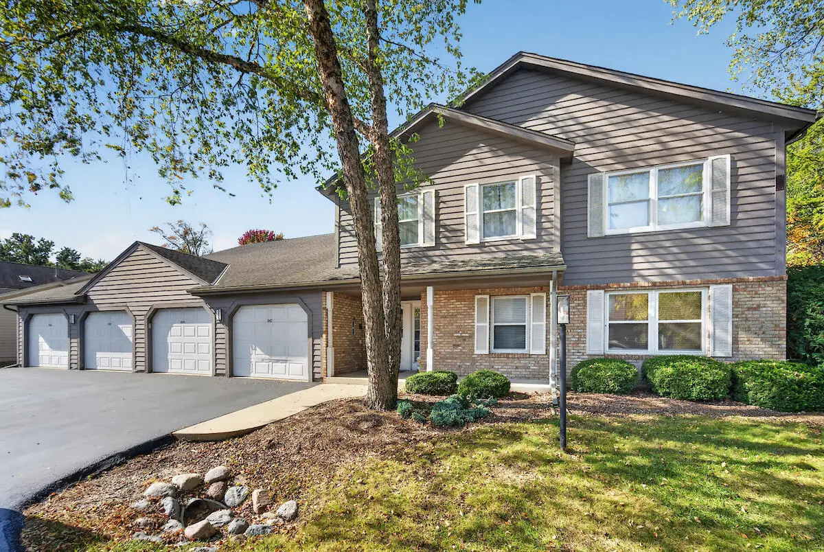 941 Crestwood Dr, Burlington, WI 53105 - #1