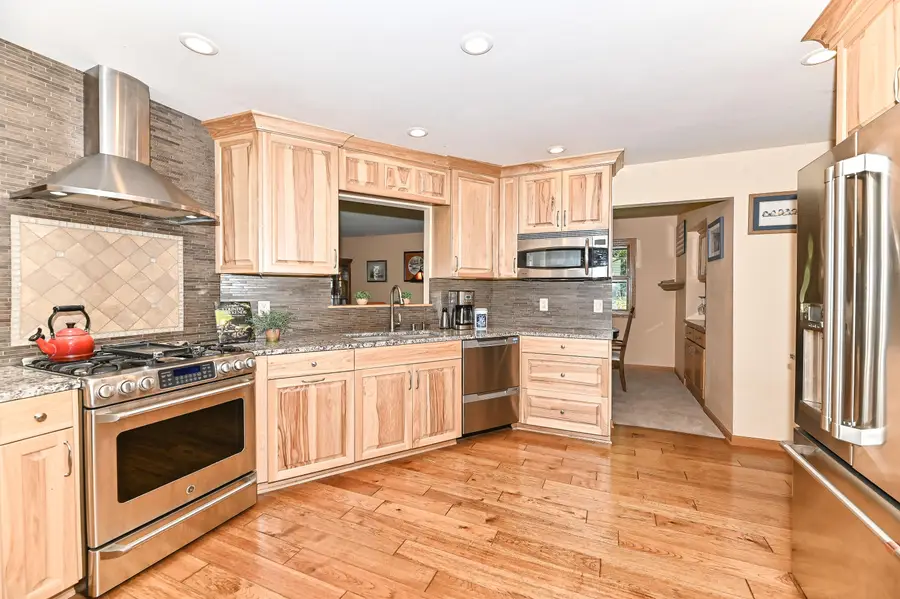 W264S7715 Mt Whitney Ave, Vernon, WI 53189 - #3