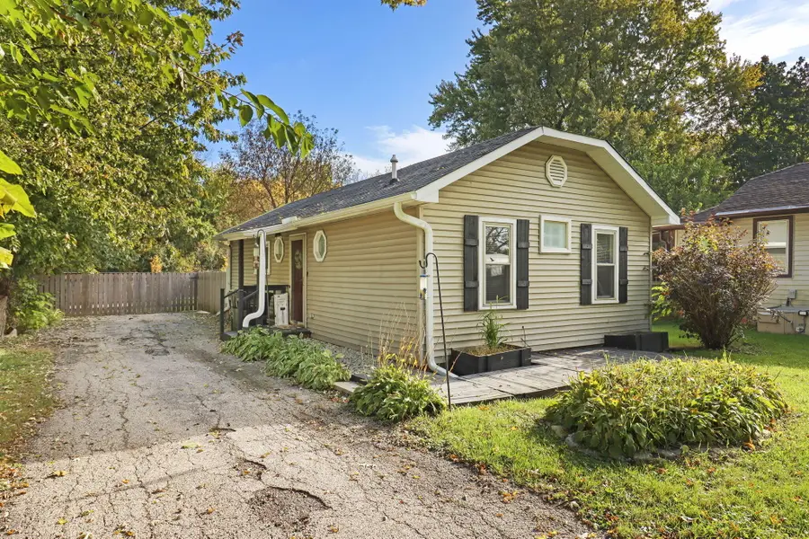 7547 Shorewood Dr, Salem, WI 53168 - #2