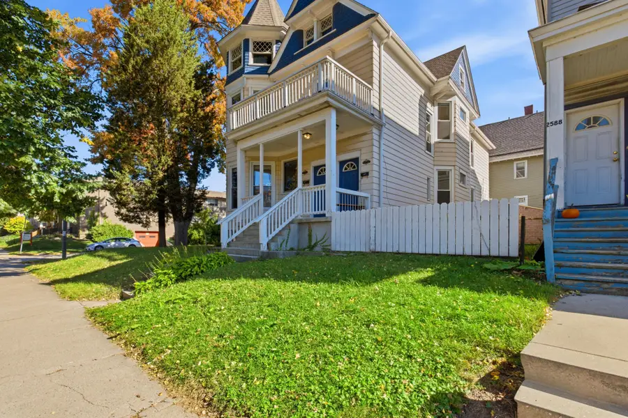 2592 N Murray Ave, Milwaukee, WI 53211 - #2