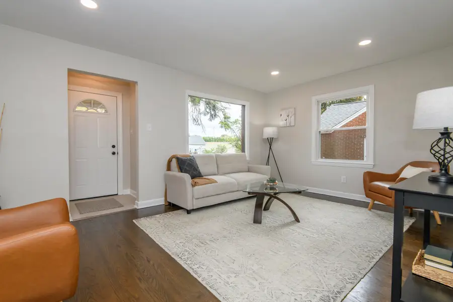 4125 S 5th St, Milwaukee, WI 53207 - #3