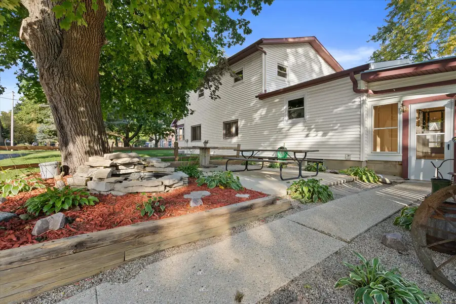 1934 Fremont St, East Troy, WI 53120 - #3