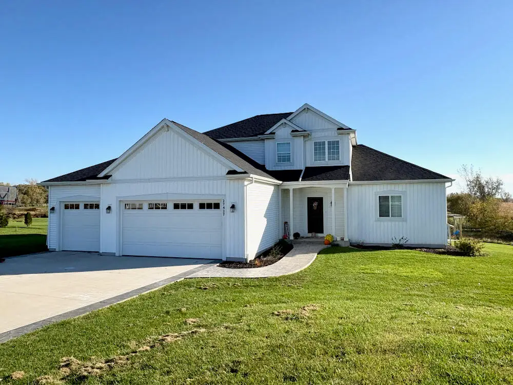 27427 Dover View Ln, Dover, WI 53185 - #1