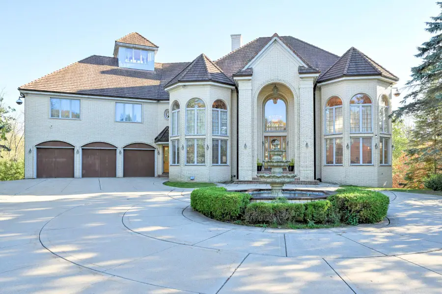 N78W13031 Country Club Ct, Menomonee Falls, WI 53051 - #3