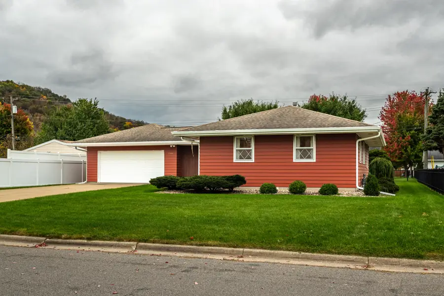 3310 Greenhills Pl, La Crosse, WI 54601 - #2