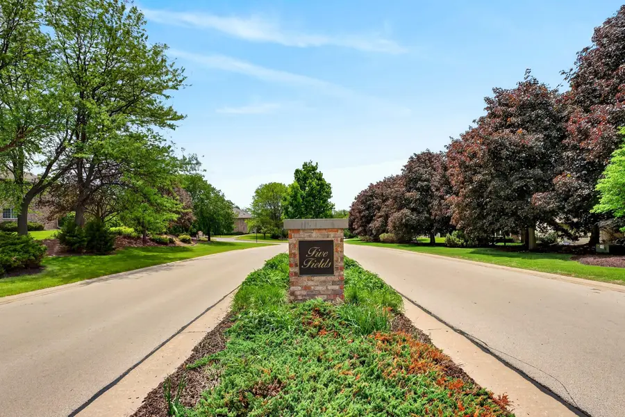 N34W23849 Grace Ave, Pewaukee, WI 53072 - #2