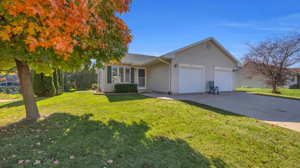 435 Birch Tree Ave, Cedar Grove, WI 53013
