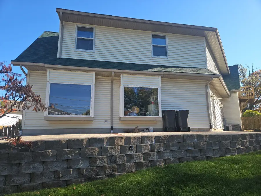 336 Western Ave, Sheboygan Falls, WI 53085 - #2