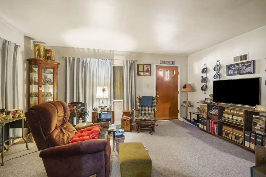 3378 S Howell Ave, Milwaukee, WI 53207 - #3