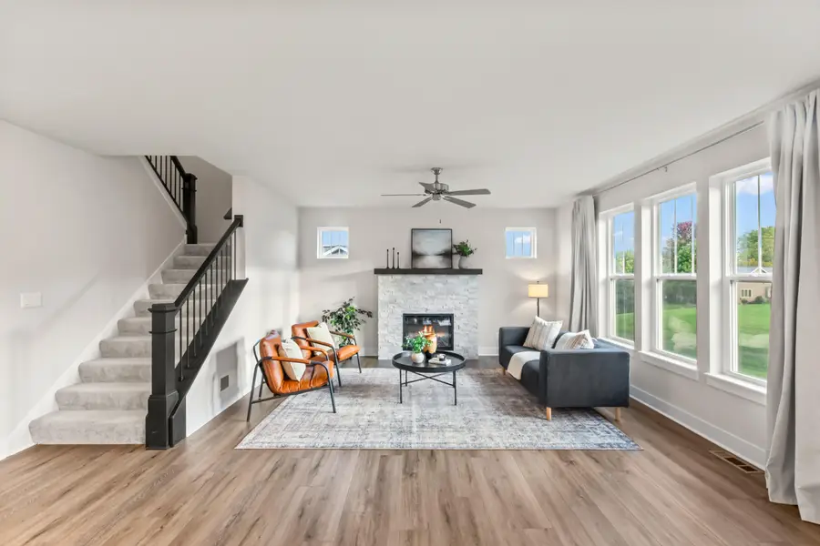W193N5036 Rosemary Rdg, Menomonee Falls, WI 53051 - #2