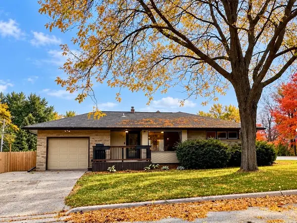 170 4th St, Sheboygan Falls, WI 53085