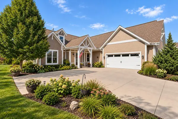 W59N1183 James Cir, Cedarburg, WI 53012
