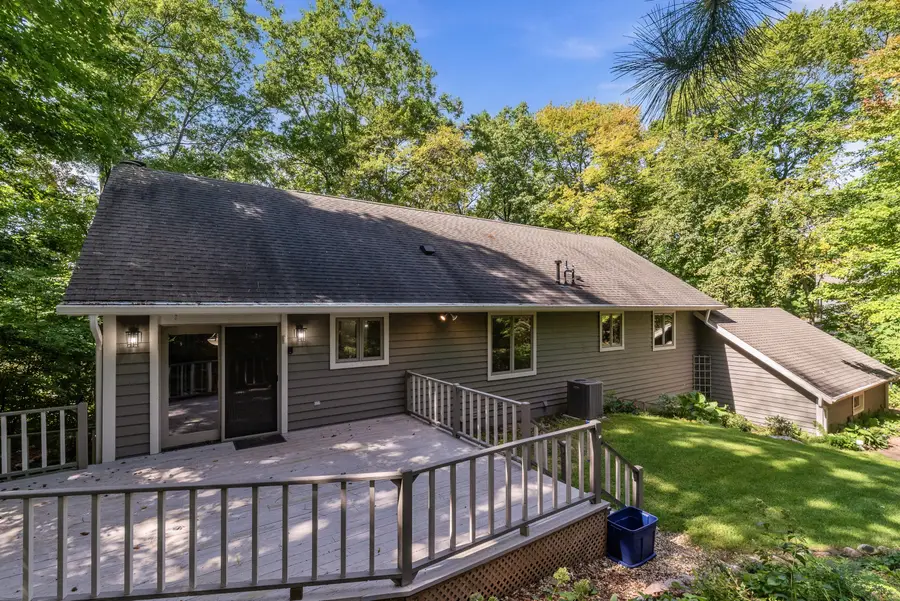 5510 Maple Rd, West Bend, WI 53095 - #3