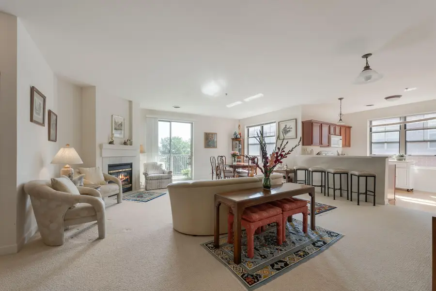 4120 S Lake Dr, Saint Francis, WI 53235 - #2