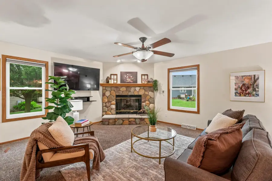 7856 S Victory Creek Ct, Franklin, WI 53132 - #3