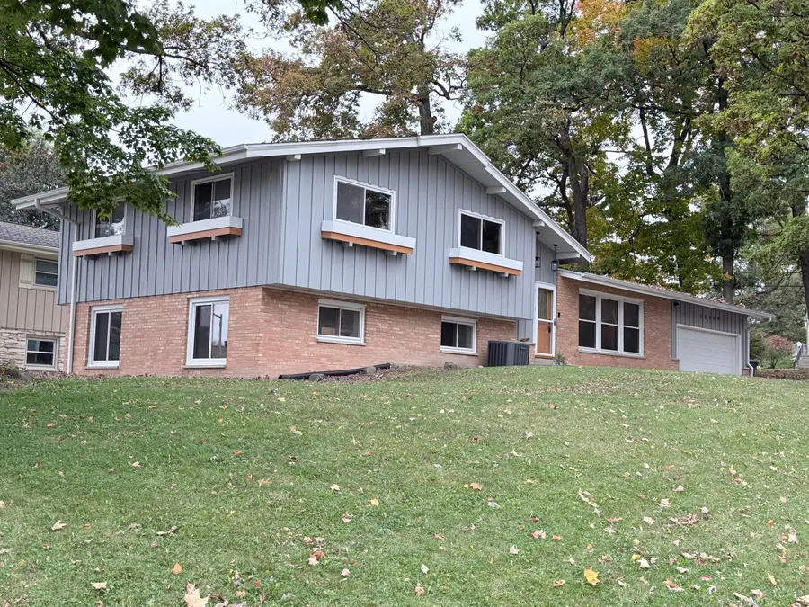 12309 W Euclid Ave, West Allis, WI 53227 - #2
