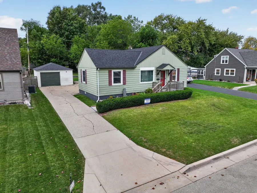 3557 S 45th St, Milwaukee, WI 53220 - #2