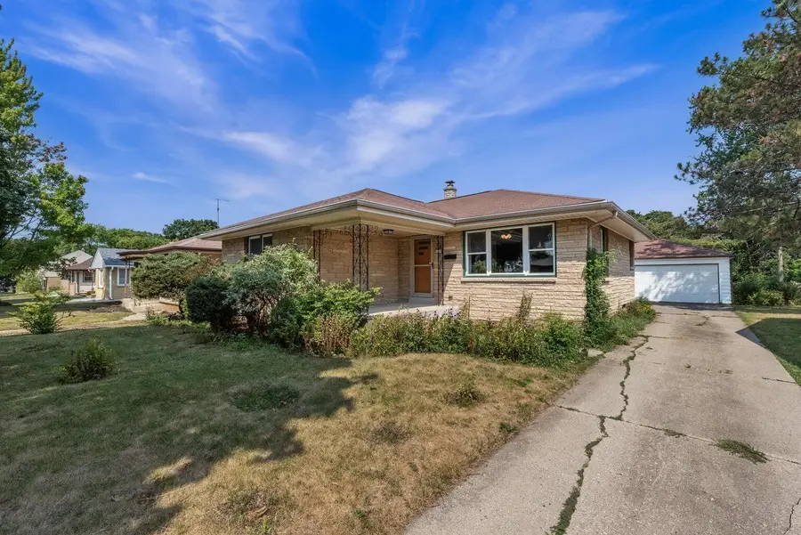 4126 N 80th St, Milwaukee, WI 53222 - #2