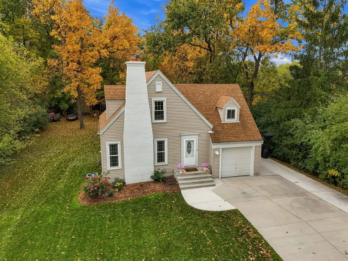 13825 Keefe Ave, Brookfield, WI 53005 - #1