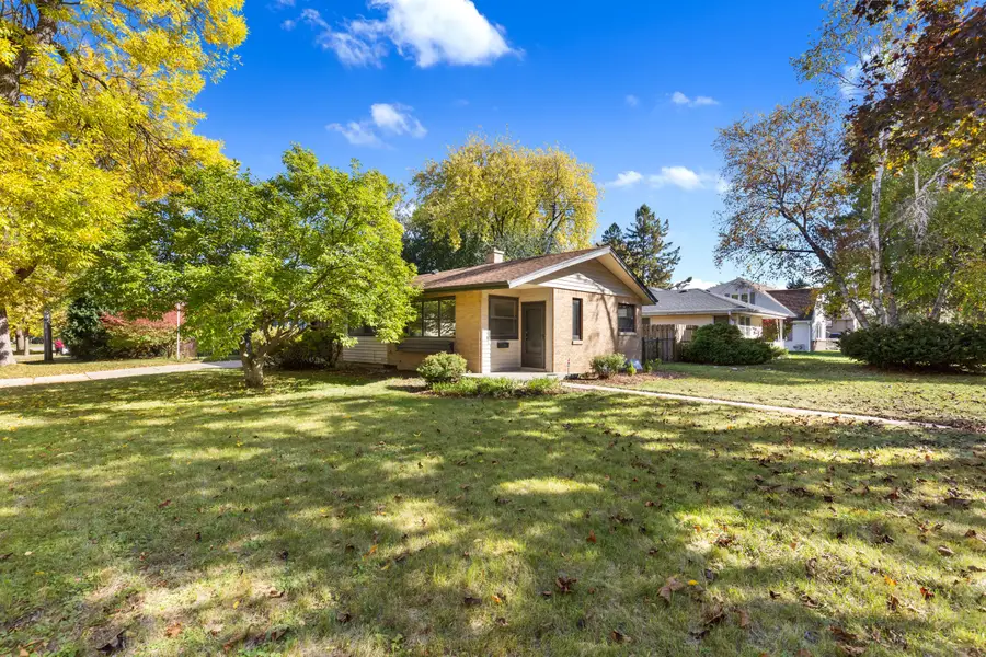 7424 N 38th St, Milwaukee, WI 53209 - #2