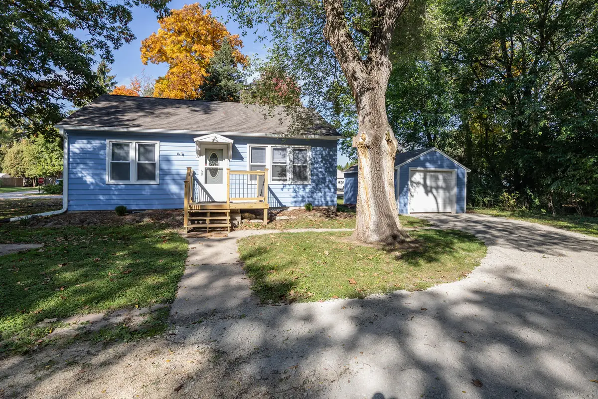 N55W37239 Roland St, Oconomowoc, WI 53066 - #1
