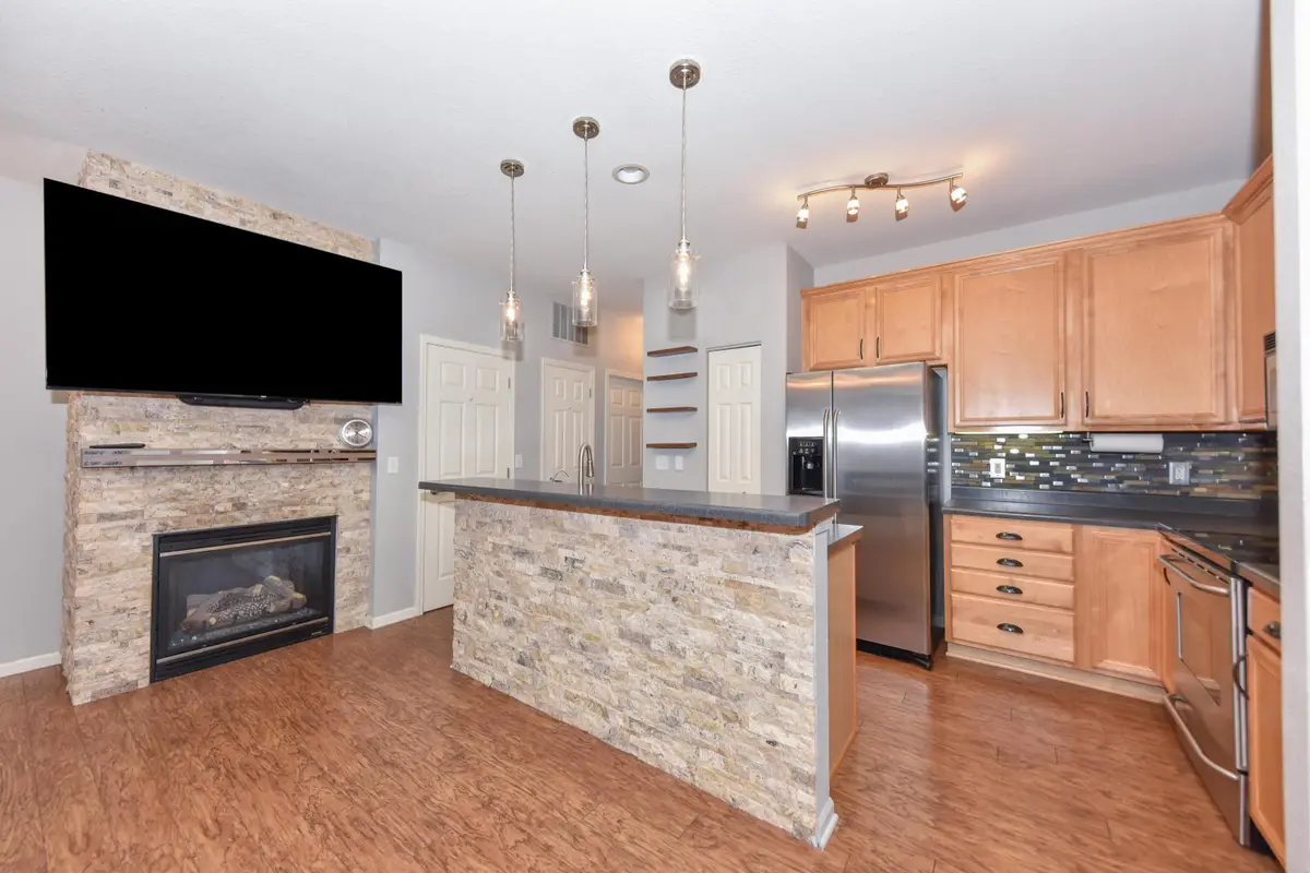 N16W26521 Meadowgrass Cir, Pewaukee, WI 53072 - #1