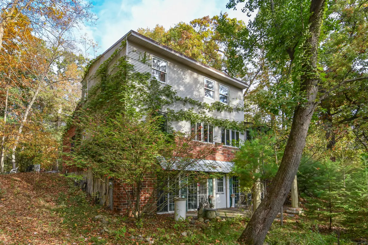 W5480 Rocky Rd, Lauderdale Lakes, WI 53121 - #1