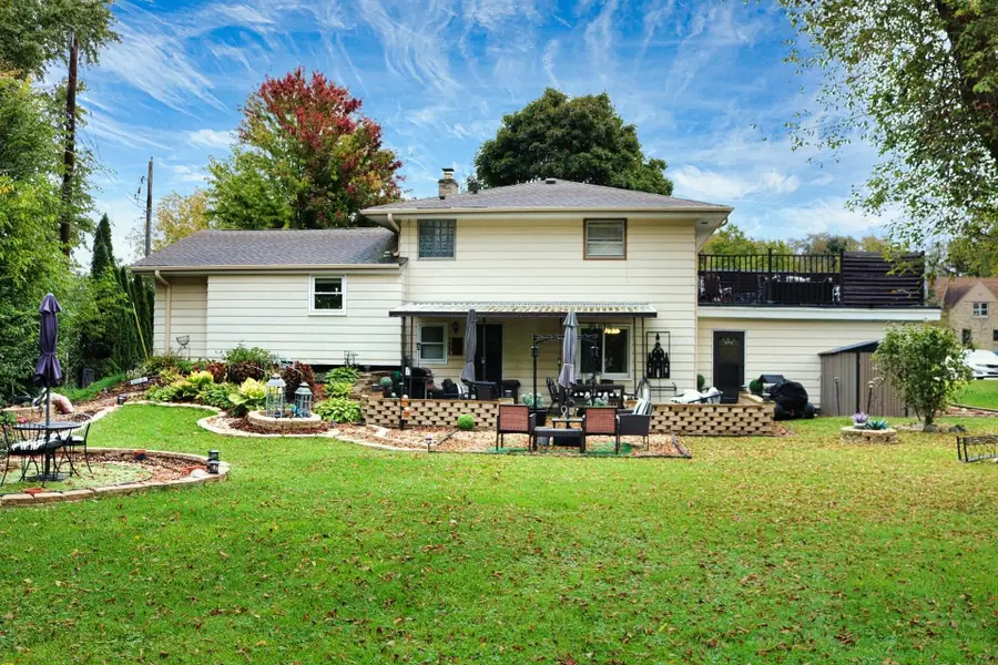 416 S Green Bay Rd, Mount Pleasant, WI 53406 - #3