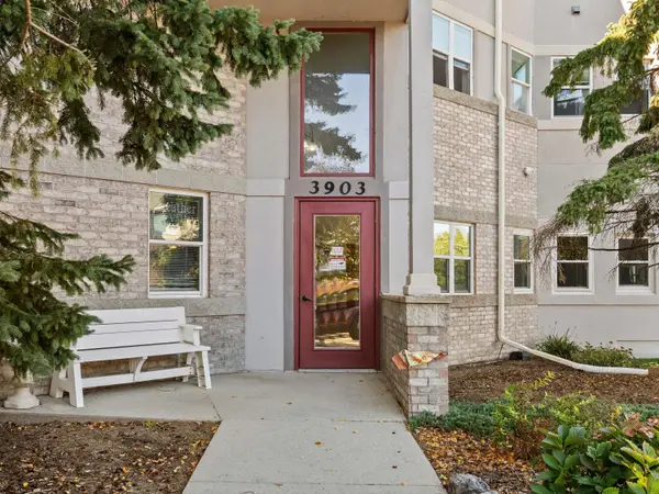 3903 Heather Valley Rd, Sheboygan, WI 53083