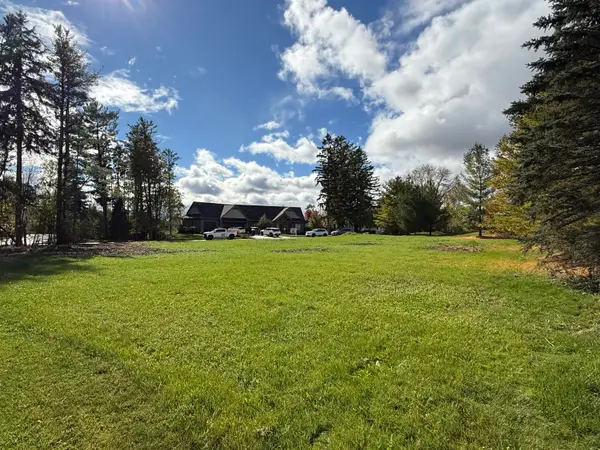 Lt53 Settlers Cir, Sheboygan Falls, WI 53085