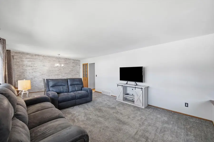 5405 S 23rd St, Milwaukee, WI 53221 - #2