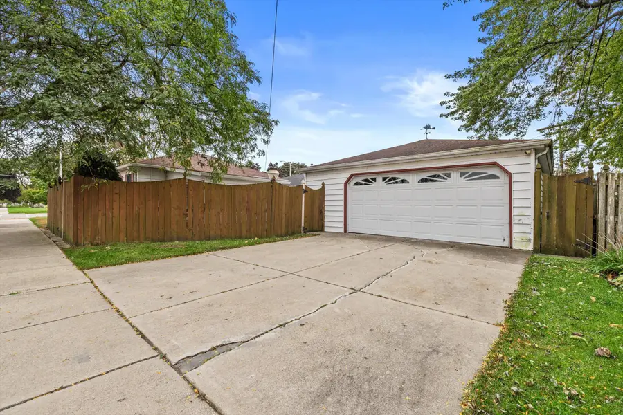 3202 22nd Ave, Kenosha, WI 53140 - #2