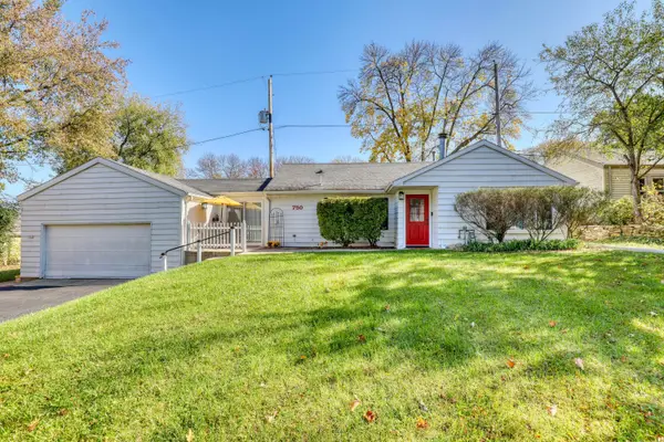 750 N 115th St, Wauwatosa, WI 53226