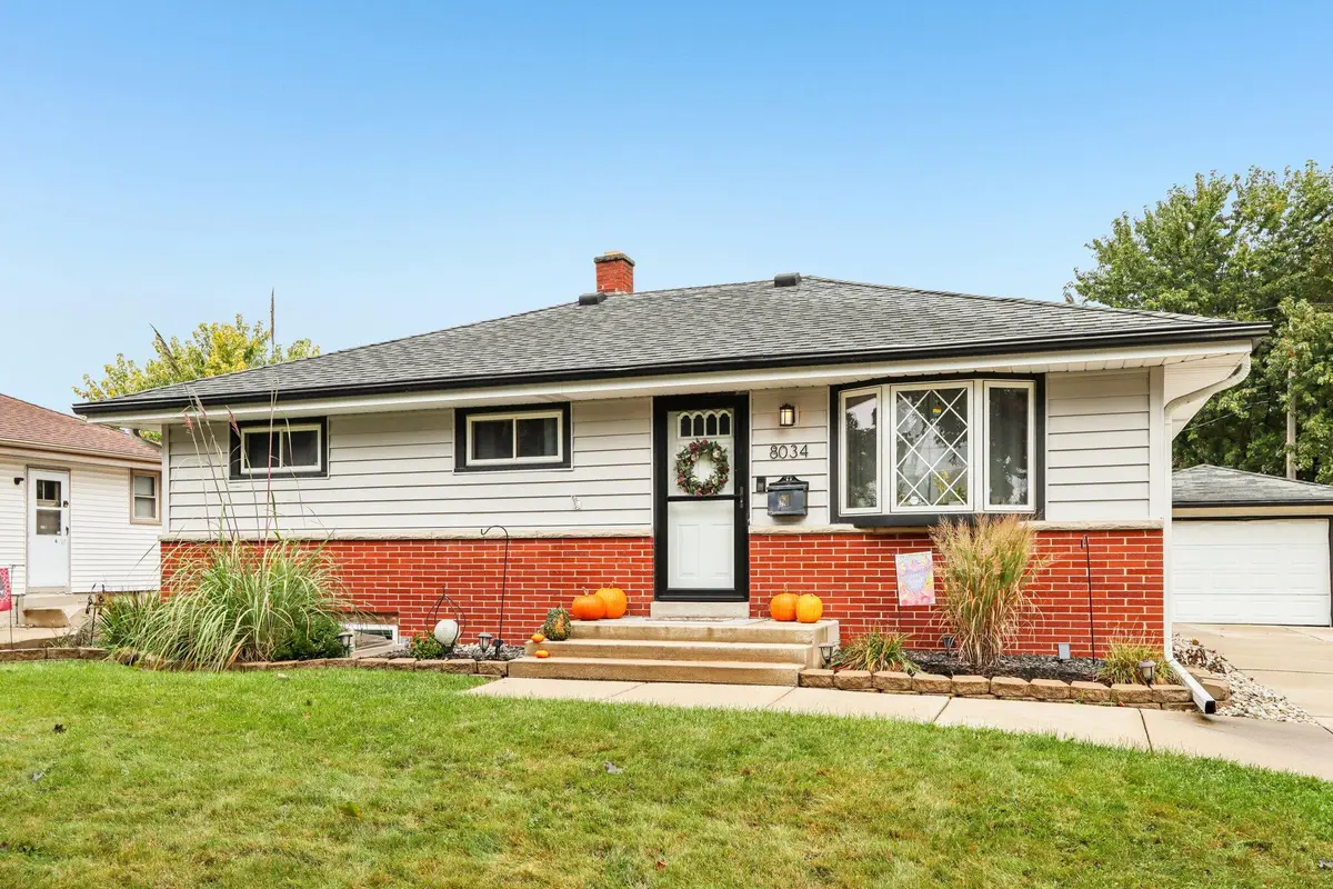 8034 W Waterford Ave, Milwaukee, WI 53220 - #1