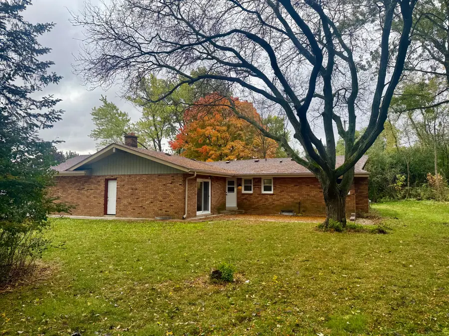 W135S6493 Windsor Rd, Muskego, WI 53150 - #2