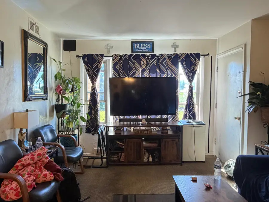 2028 W Van Beck Way, Milwaukee, WI 53221 - #2