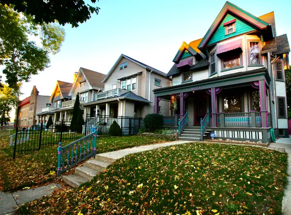 900 S 20th St, Milwaukee, WI 53204