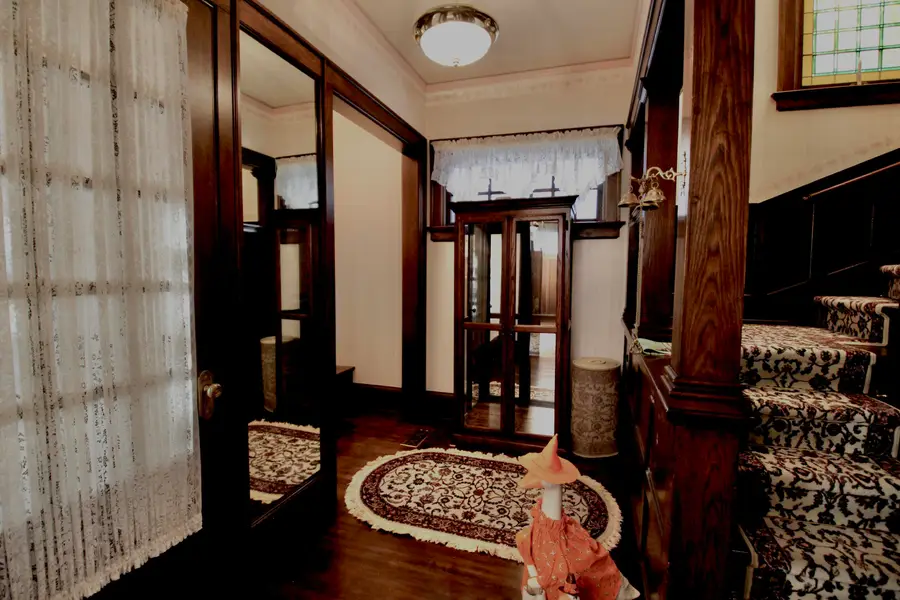 900 S 20th St, Milwaukee, WI 53204 - #3
