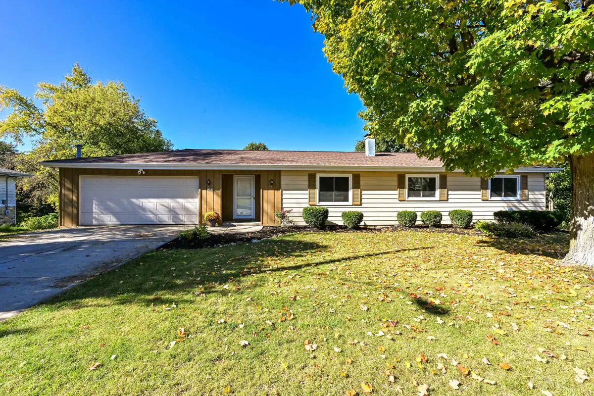 1455 16th Ave, Grafton, WI 53024 - #1