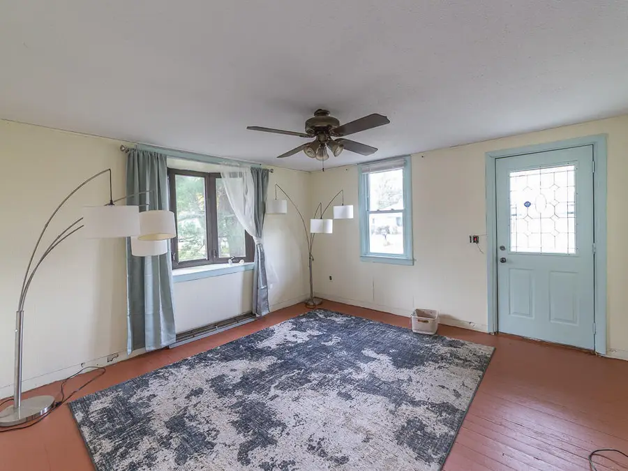 422 Washington St, Portage, WI 53901 - #3