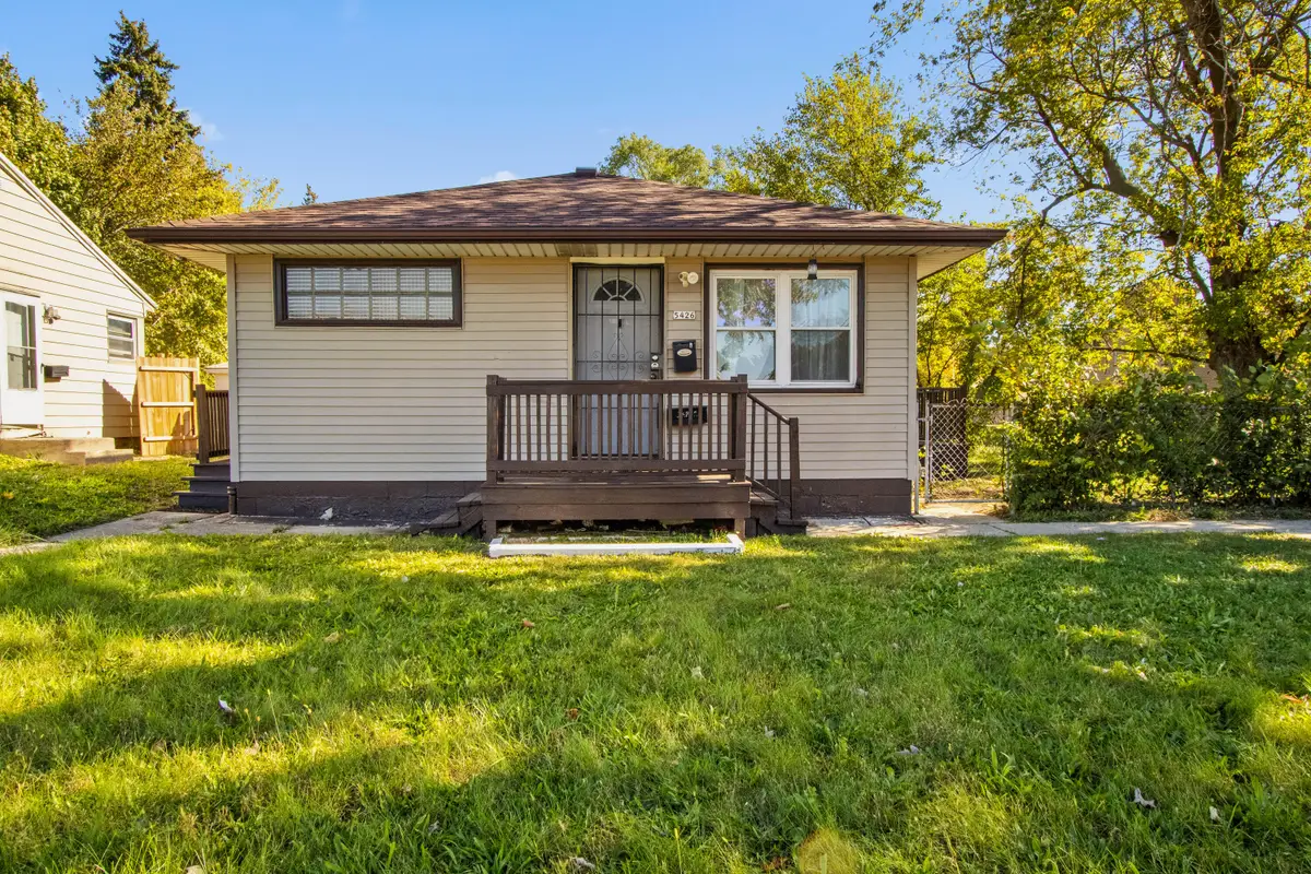 5426 N 60th St, Milwaukee, WI 53218 - #1