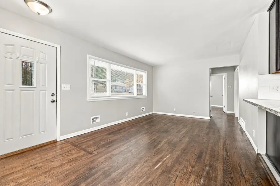 5134 N 81st St, Milwaukee, WI 53218 - #2