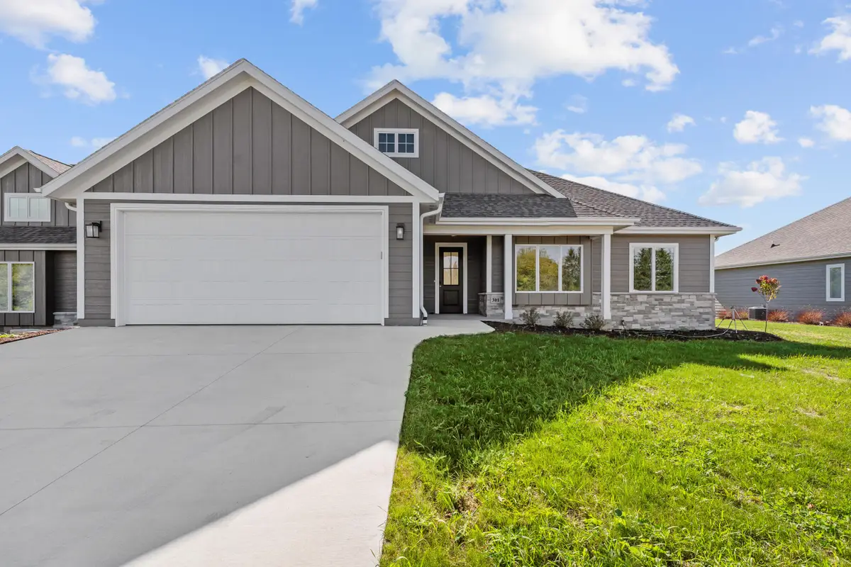 301 Fairway Meadows Ln, Sheboygan Falls, WI 53085 - #1