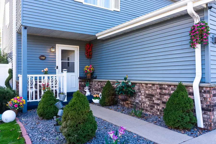 4071 W Mangold Ave, Greenfield, WI 53221 - #3