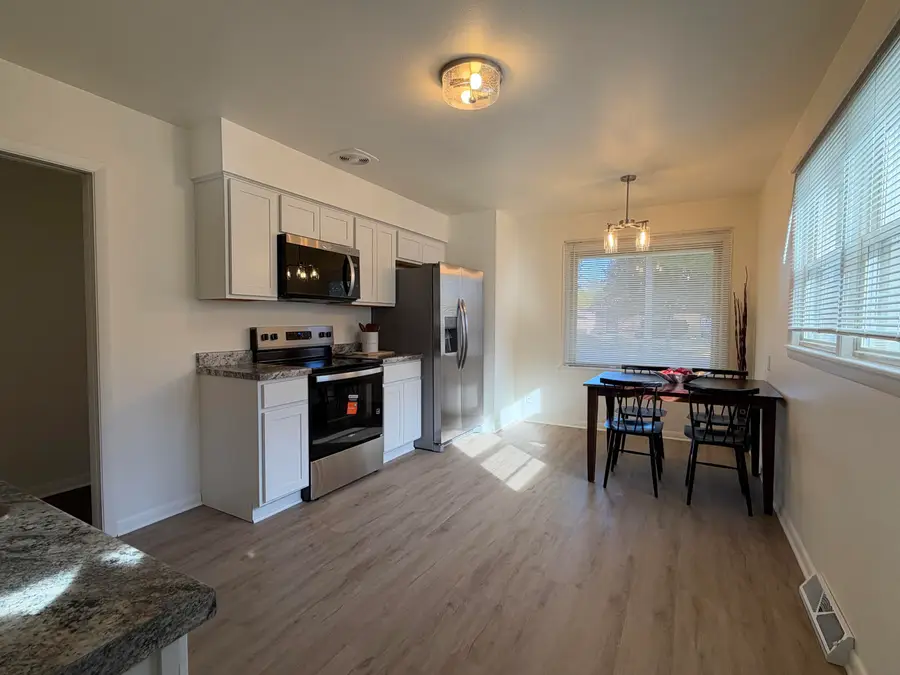 3909 N 62nd St, Milwaukee, WI 53216 - #2