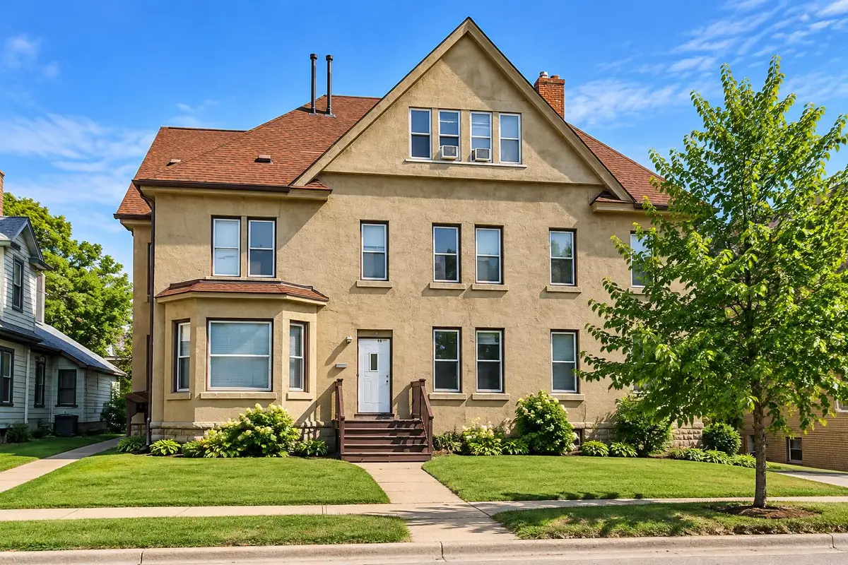 721 Ferry St, La Crosse, WI 54601 - #1