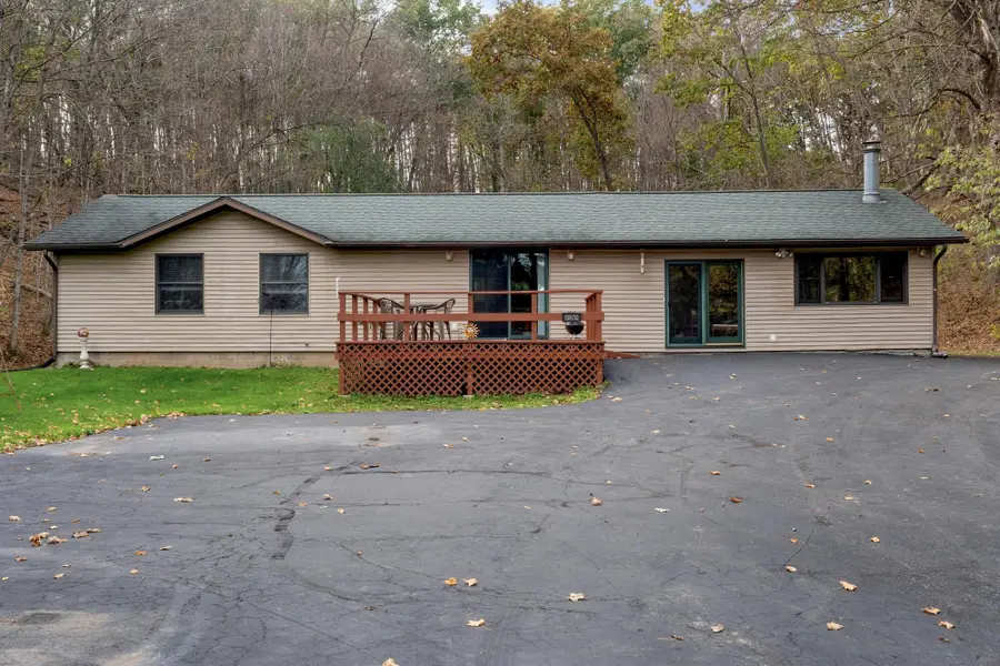 E4461 Chippewa Ct, La Valle, WI 53941 - #3