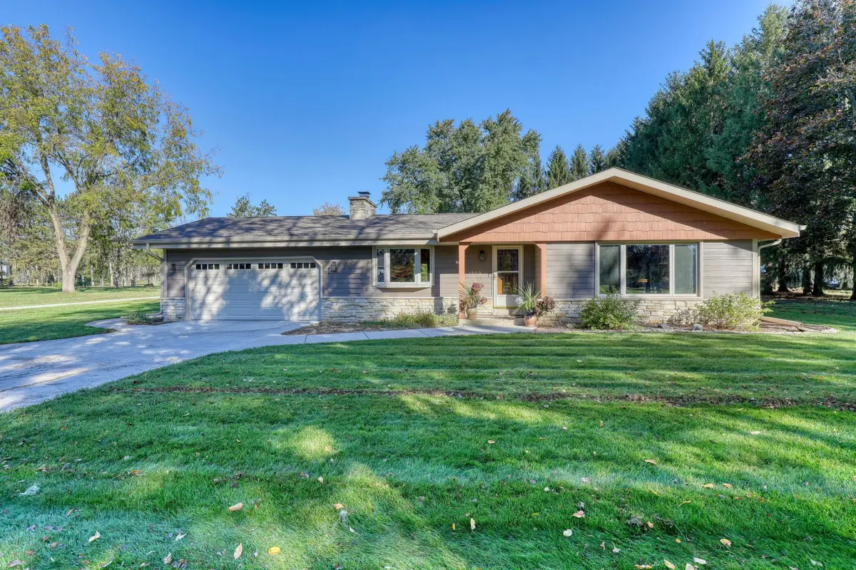N82W28160 Marshall Dr, Merton, WI 53029 - #1