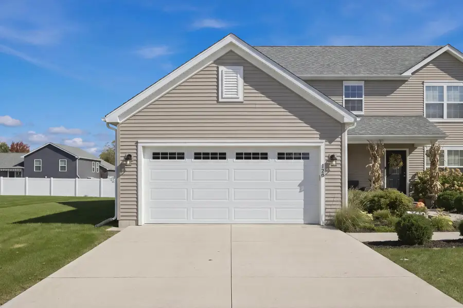 128 Allen St, Walworth, WI 53184 - #2